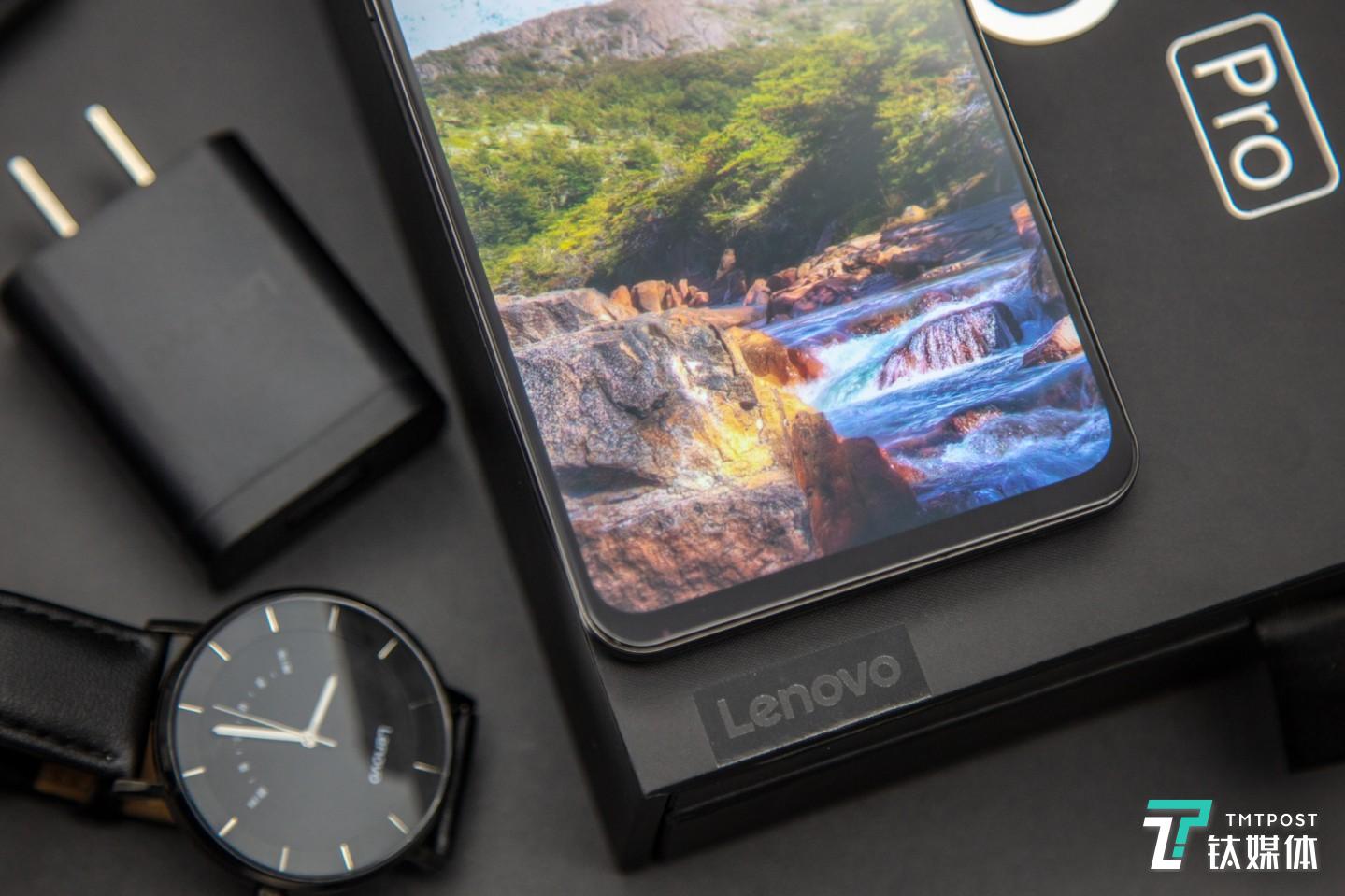 AMOLED屏幕加COF封装