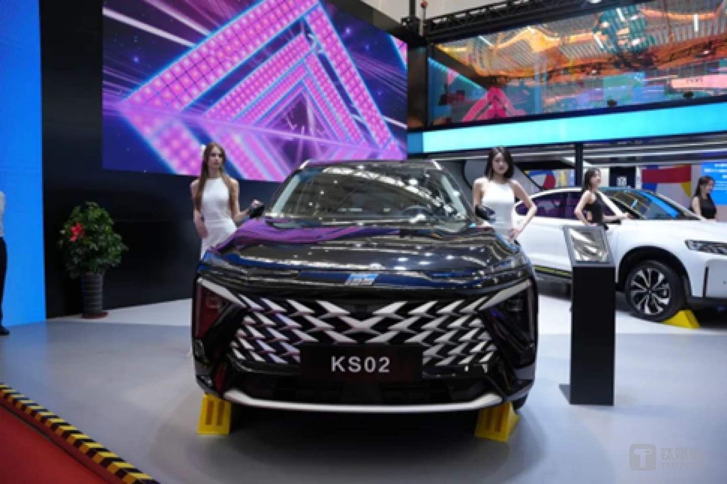 云楓汽車ks02新能源SUV