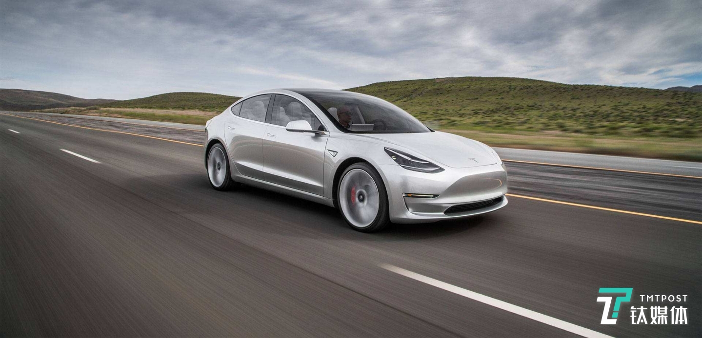 特斯拉Model 3