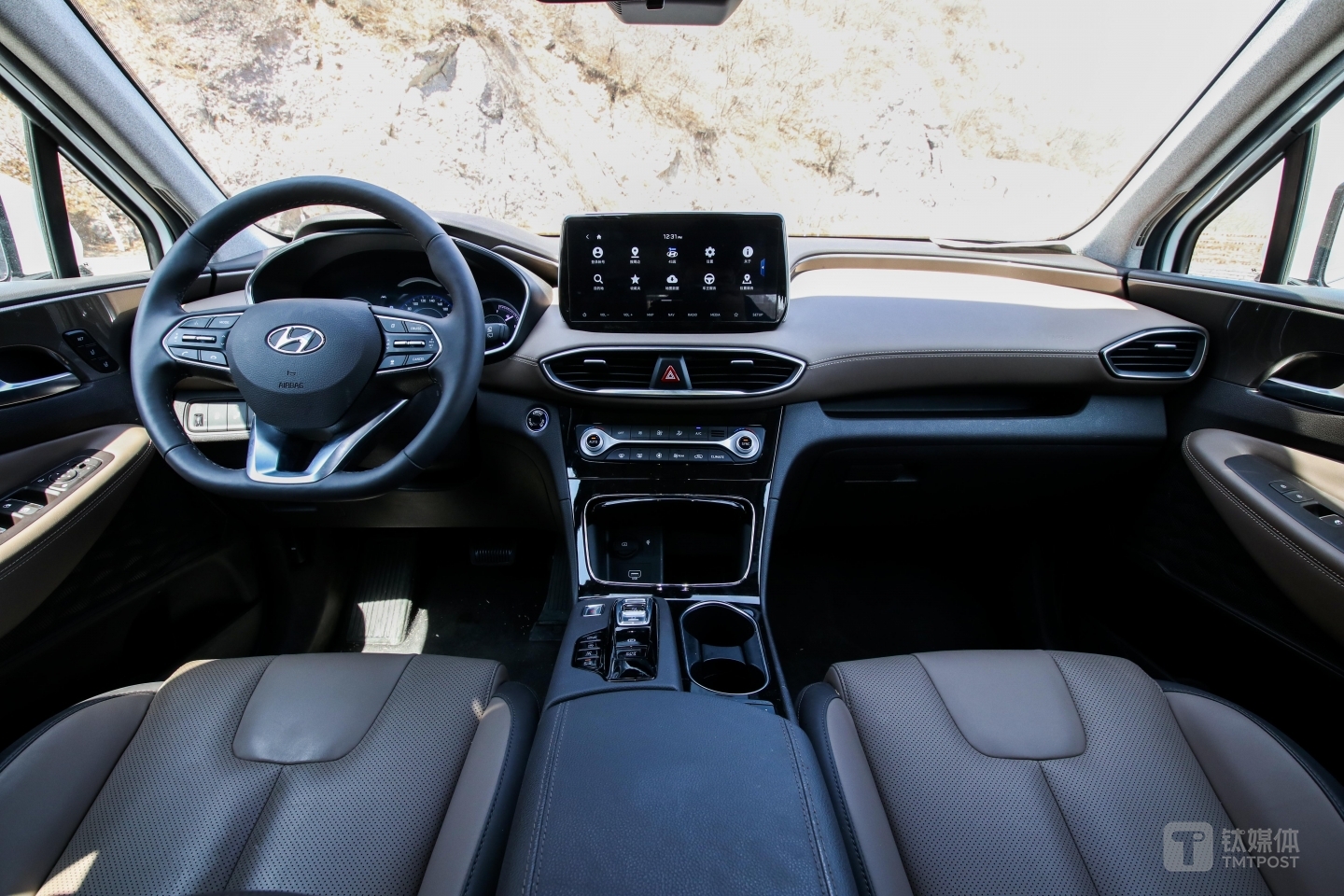 第四代胜达内饰