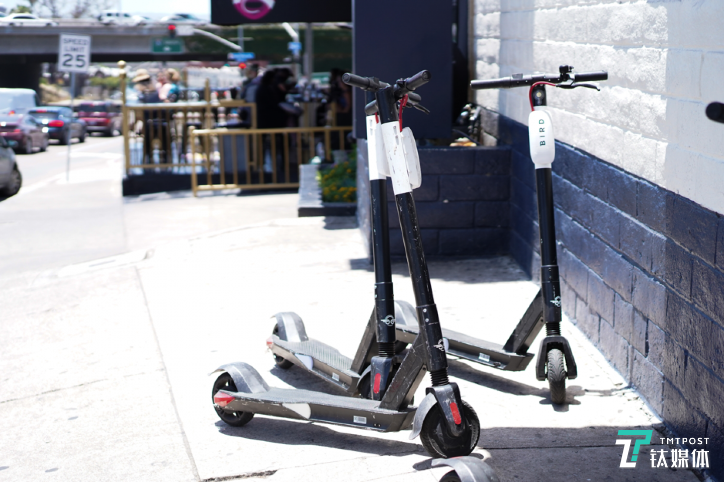 街頭共享滑板車，圖片拍攝/丁詩(shī)貝