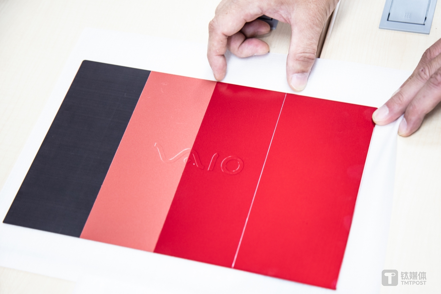 4层色彩涂层处理