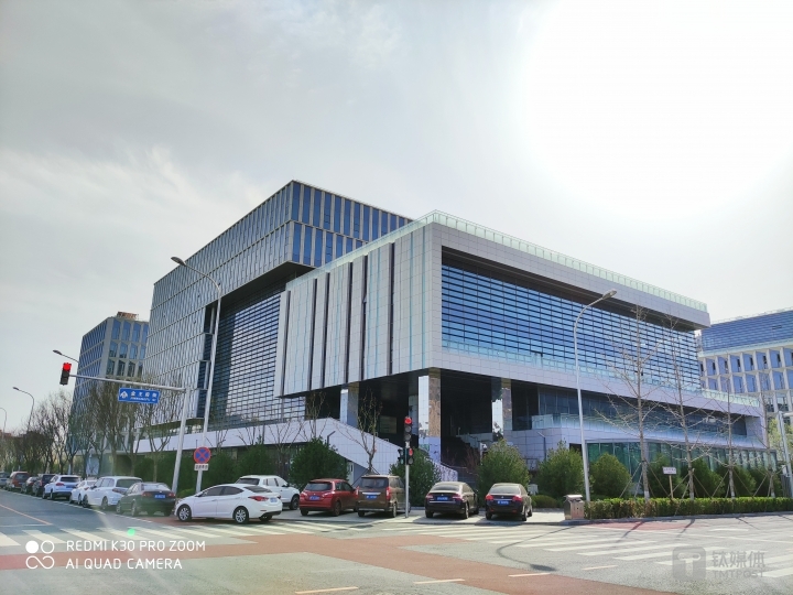 更多样张 焦距：2.13mm 光圈：f/2.4 快门：1/5000 ISO：50