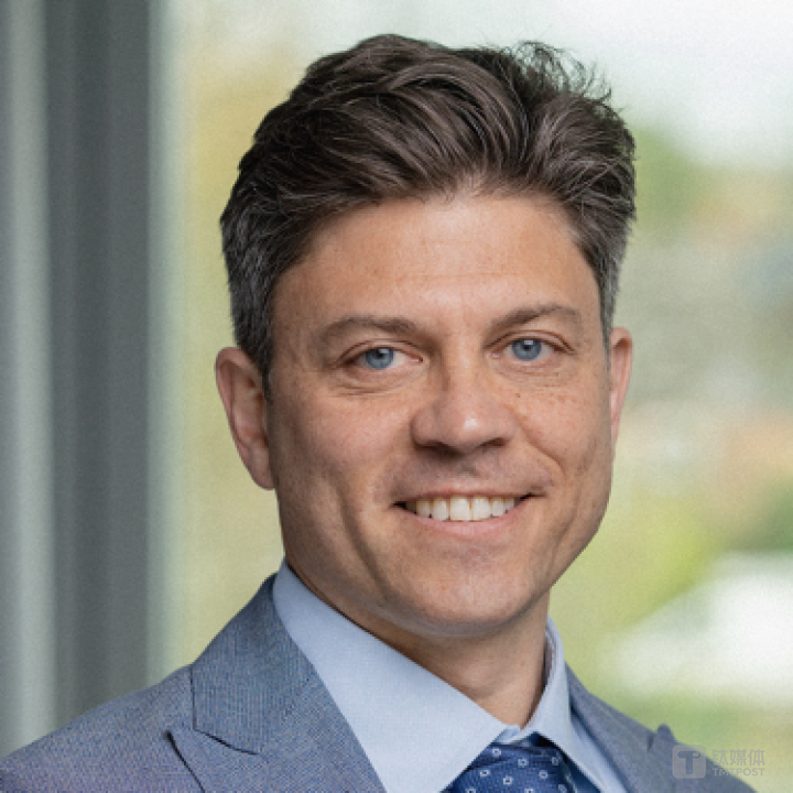 Robert F. Trager |&nbsp;牛津大学马丁学院人工智能治理计划联合主任